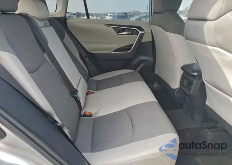 2020 Toyota Rav4 Xle z USA, uszkodzony, nr VIN 2T3W1RFV9LC055935